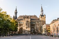 Aachener Rathaus Katschhof (c) Hannah Gatzweiler web